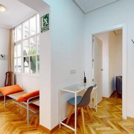 アルカラ・デ・エナレスCasa Ninoアパートメント エクステリア 写真